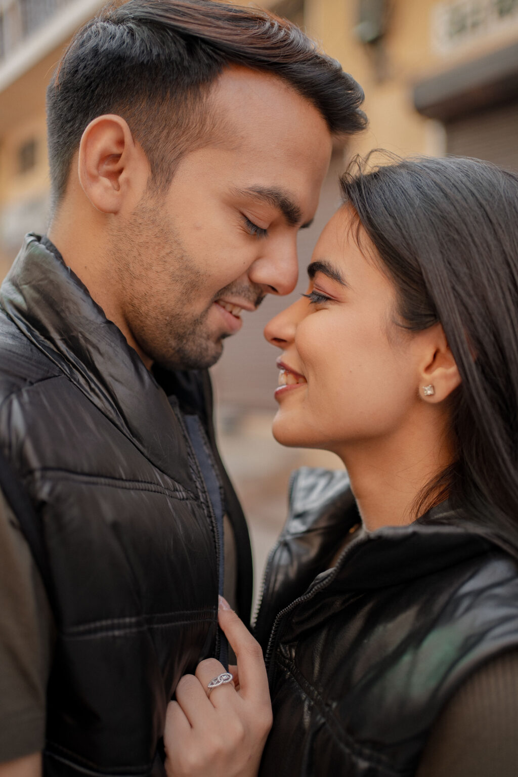 V R in Love — Pre Wedding